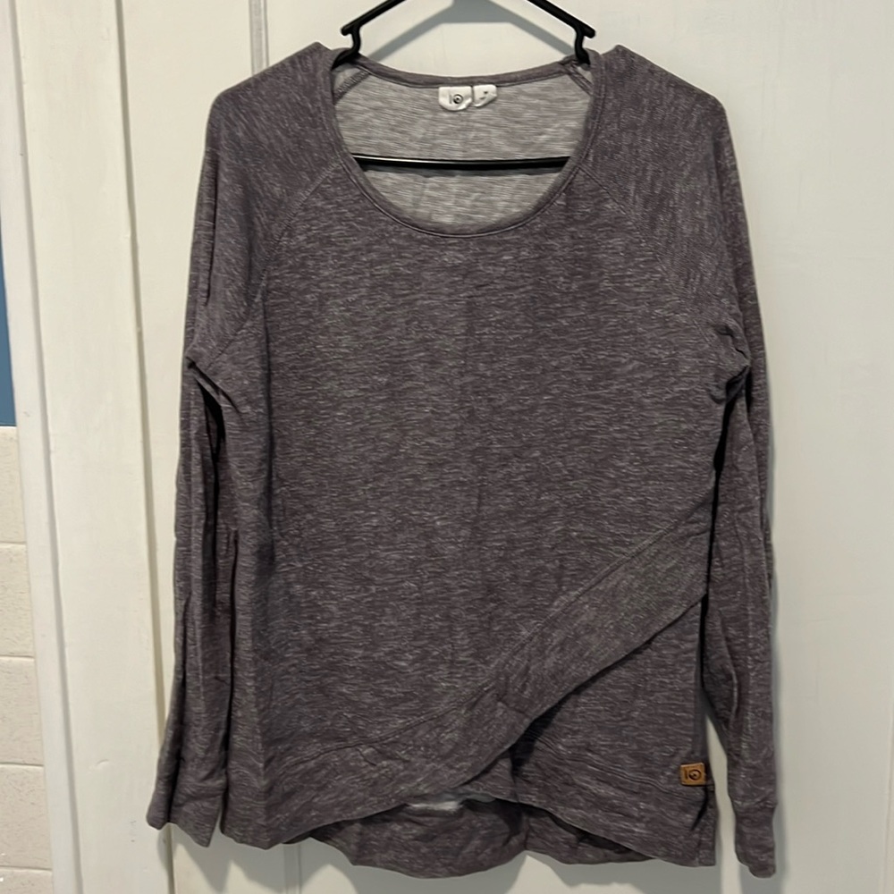 Ten Tree, size medium, scallop front, long sleeve, light weight sweatshirt